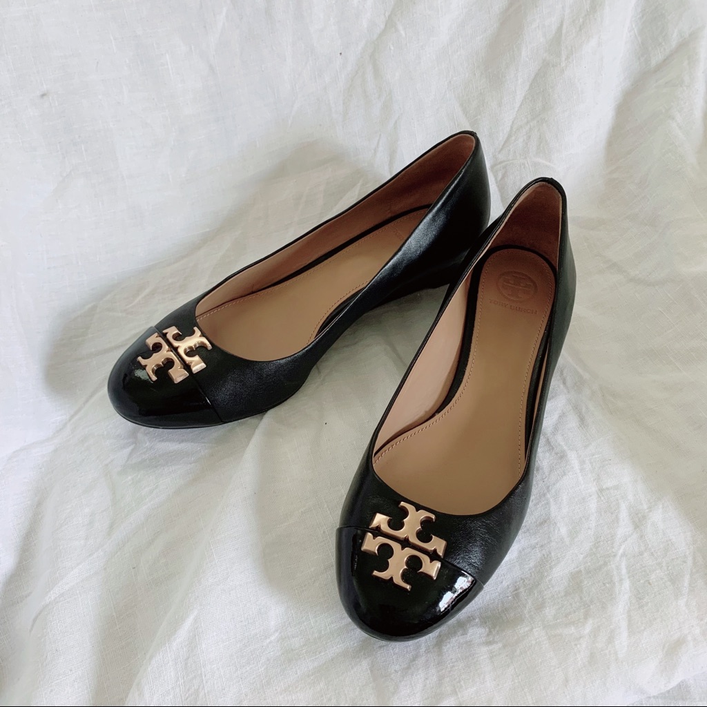 Tory Burch Black Wedge Heels Sz 8.5